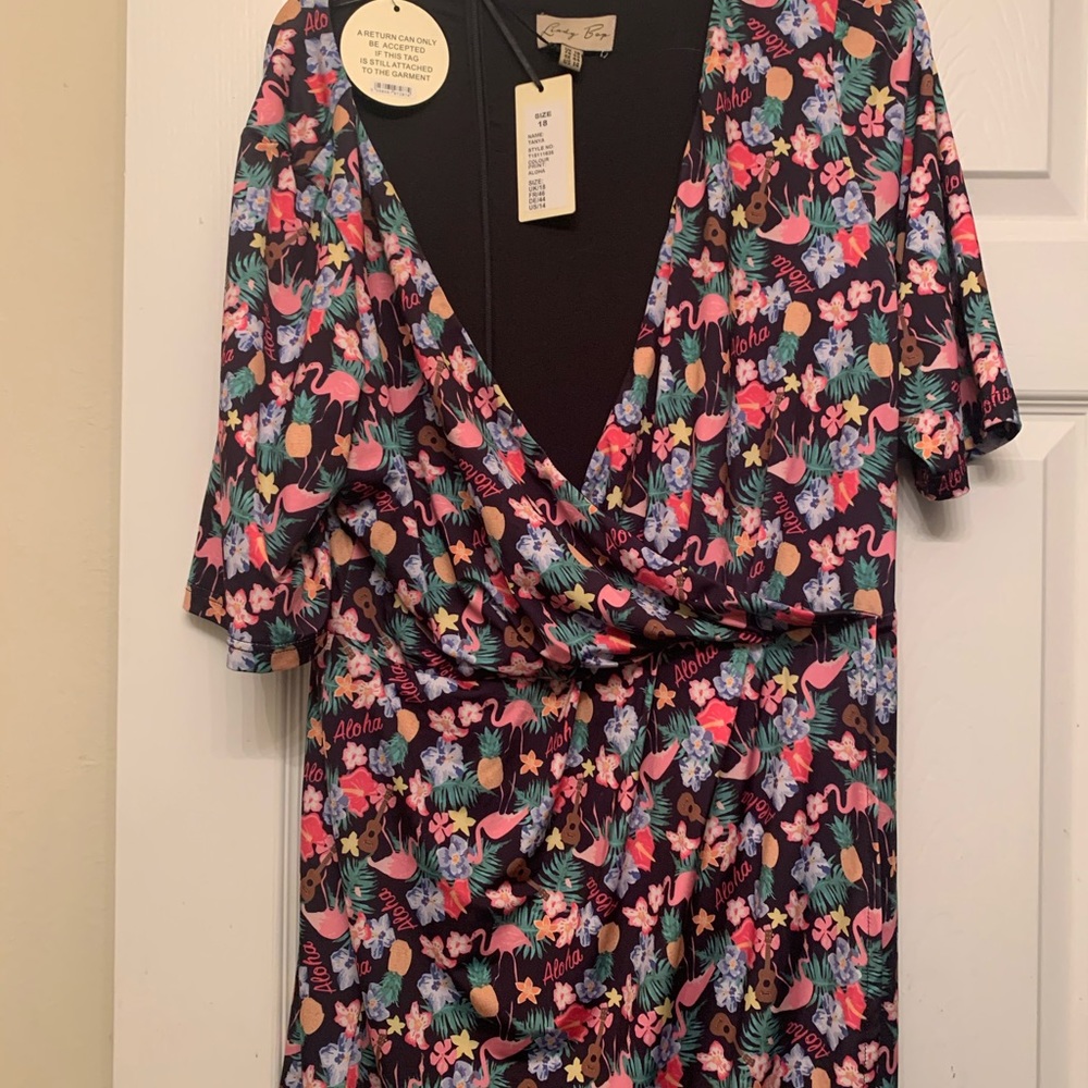 Nwt lindy bop wrap wiggle featuring flamingos